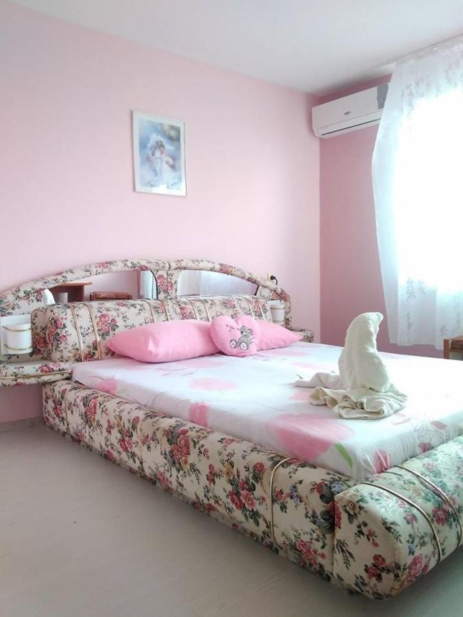 Къща За Гости Синьо Лято Pomorie Buitenkant foto