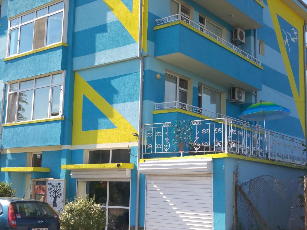 Къща За Гости Синьо Лято Pomorie Buitenkant foto